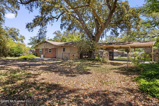 2320 Curcor Drive, Gulfport, MS 39507