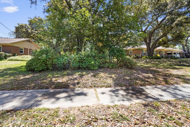 2320 Curcor Drive, Gulfport, MS 39507