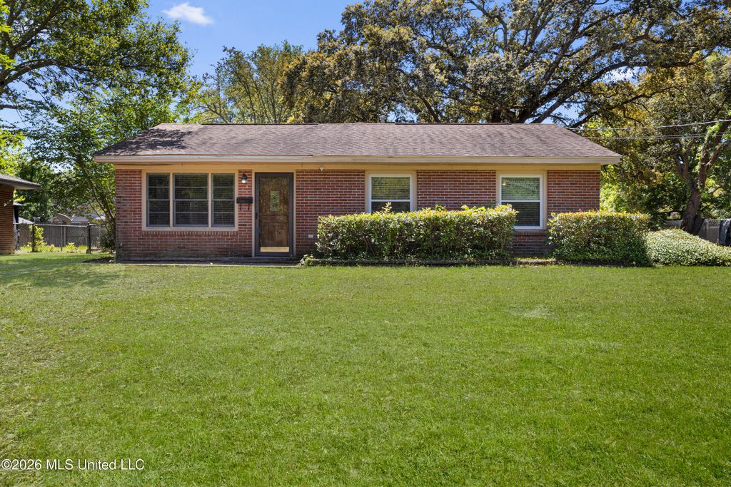 2320 Curcor Drive, Gulfport, MS 39507
