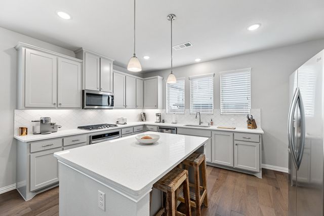 3904 Gildas Lane, Lewisville, TX 75010