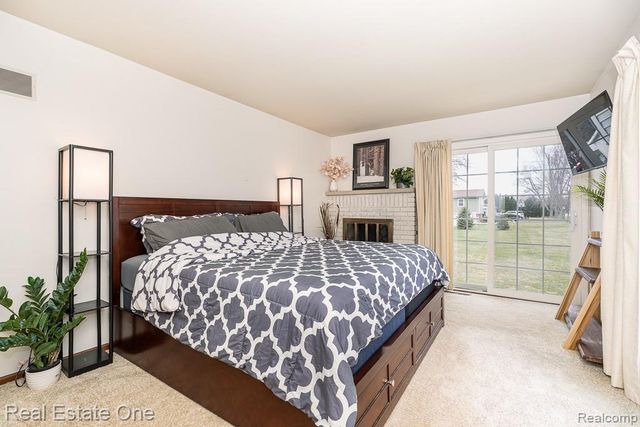 1801 Tahyio Road, Owosso Charter Township, MI 48867