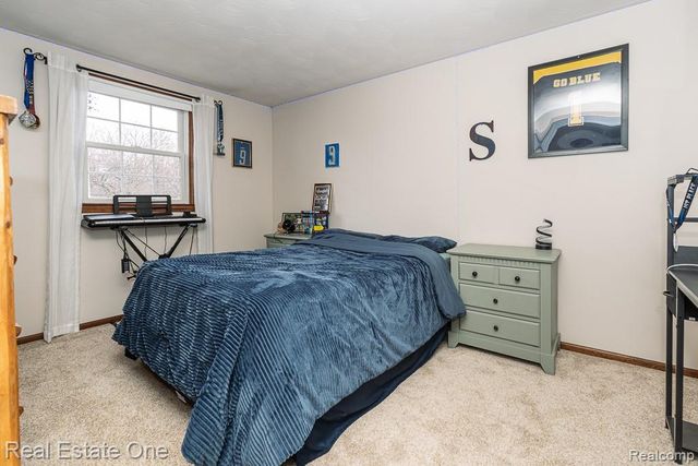 1801 Tahyio Road, Owosso Charter Township, MI 48867