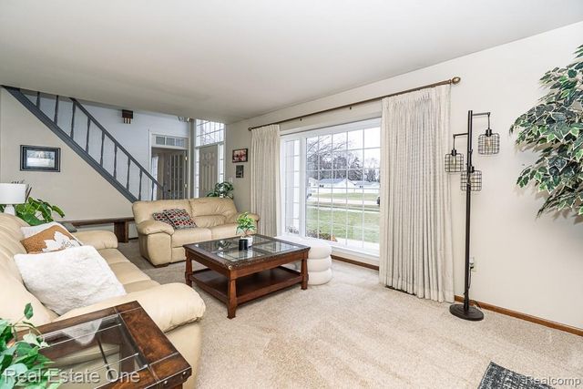 1801 Tahyio Road, Owosso Charter Township, MI 48867