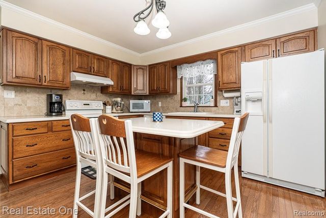 1801 Tahyio Road, Owosso Charter Township, MI 48867