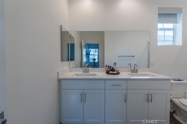 2422 E Encanto Paseo, Ontario, CA 91762