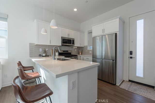 2422 E Encanto Paseo, Ontario, CA 91762