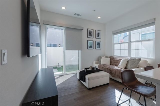 2422 E Encanto Paseo, Ontario, CA 91762
