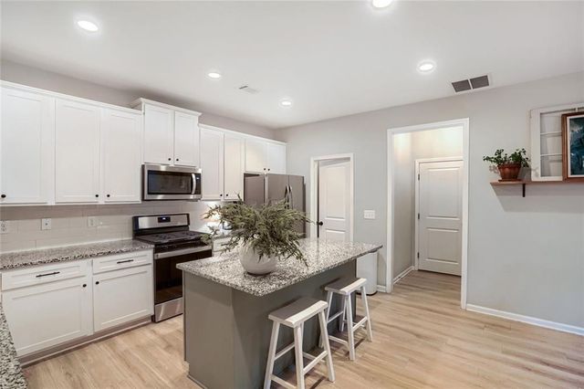 243 N Gwinnett Street, Buford, GA 30518