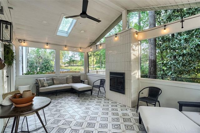 243 N Gwinnett Street, Buford, GA 30518