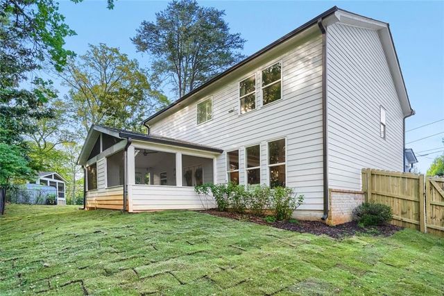 243 N Gwinnett Street, Buford, GA 30518