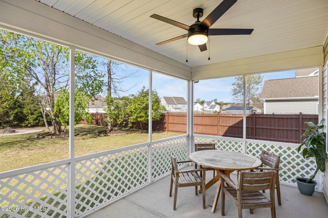 38 E Conolly Court, Hampstead, NC 28443