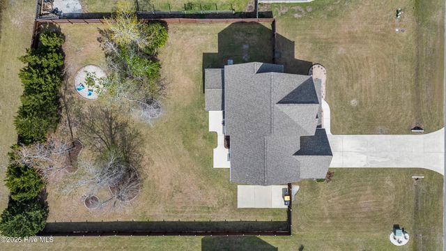 38 E Conolly Court, Hampstead, NC 28443