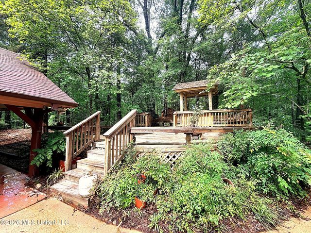 320 Springhill Drive, Terry, MS 39170