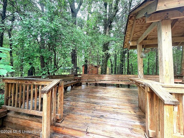320 Springhill Drive, Terry, MS 39170