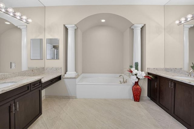 9052 Greenstone Ridge Way, Boynton Beach, FL 33473