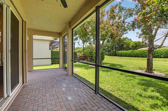 9052 Greenstone Ridge Way, Boynton Beach, FL 33473