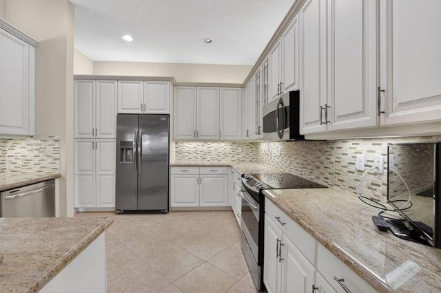 9052 Greenstone Ridge Way, Boynton Beach, FL 33473