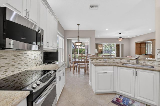 9052 Greenstone Ridge Way, Boynton Beach, FL 33473