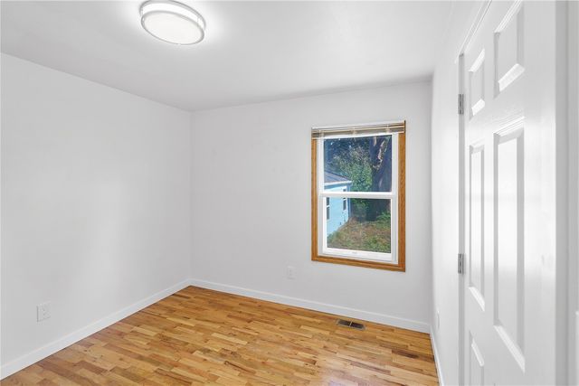 11818 14th Avenue S, Seattle, WA 98168