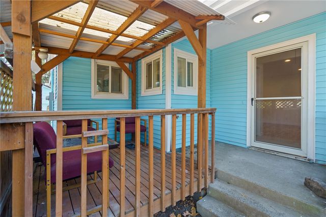 11818 14th Avenue S, Seattle, WA 98168