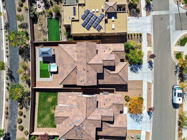 4762 Viento Del Norte, Santa Fe, NM 87507