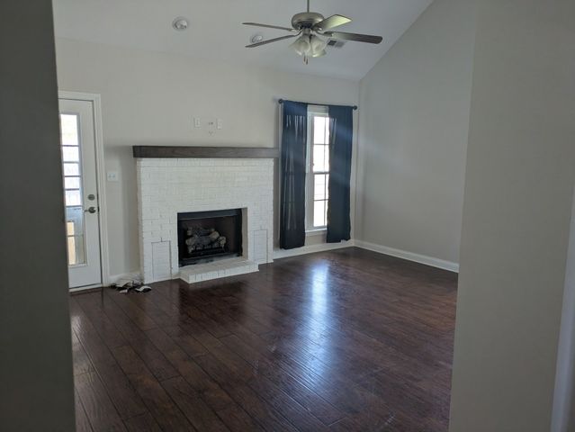 613 Snowshoe Ln, Clarksville, TN 37040