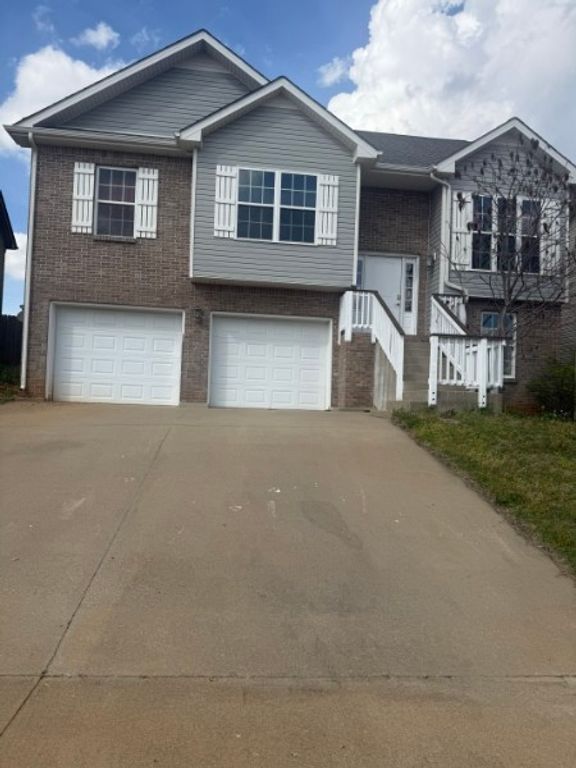 613 Snowshoe Ln, Clarksville, TN 37040