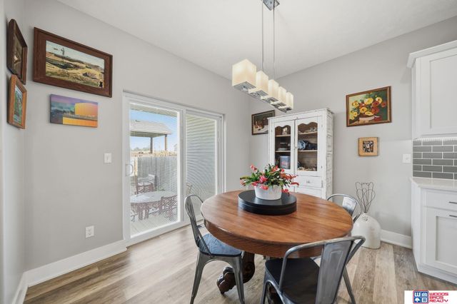 8300 Yankee Woods Drive, Lincoln, NE 68516