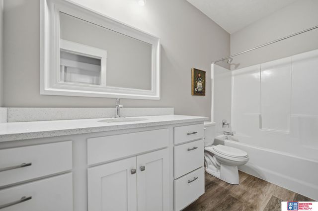 8300 Yankee Woods Drive, Lincoln, NE 68516