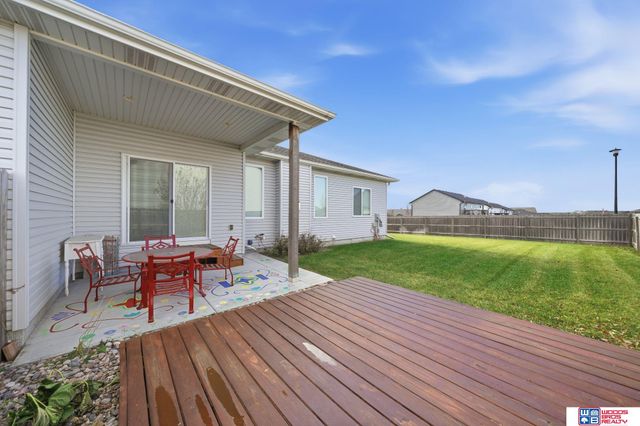 8300 Yankee Woods Drive, Lincoln, NE 68516