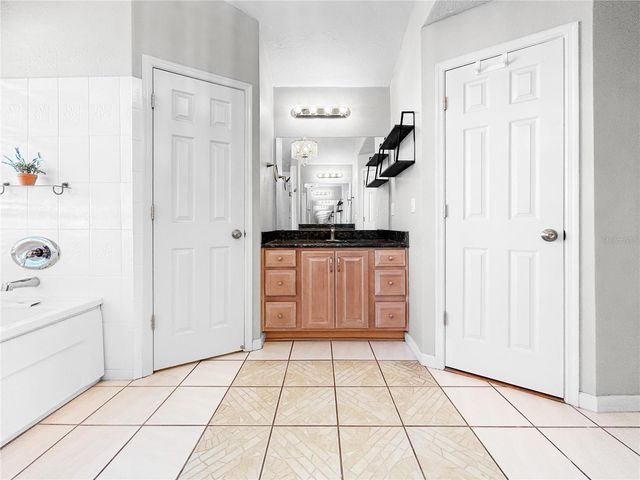 4518 OAK RIVER CIRCLE, Valrico, FL 33596