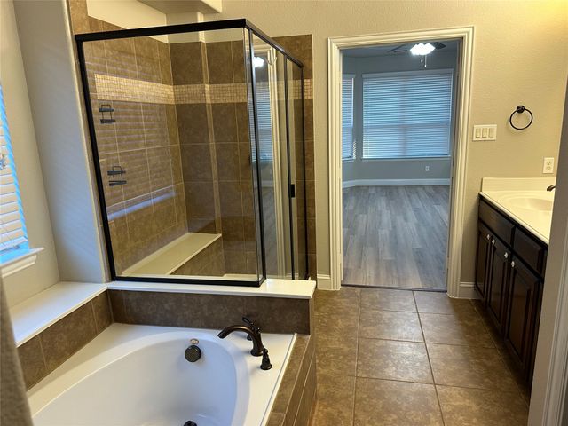 3917 Jeanette Lane, Mckinney, TX 75071