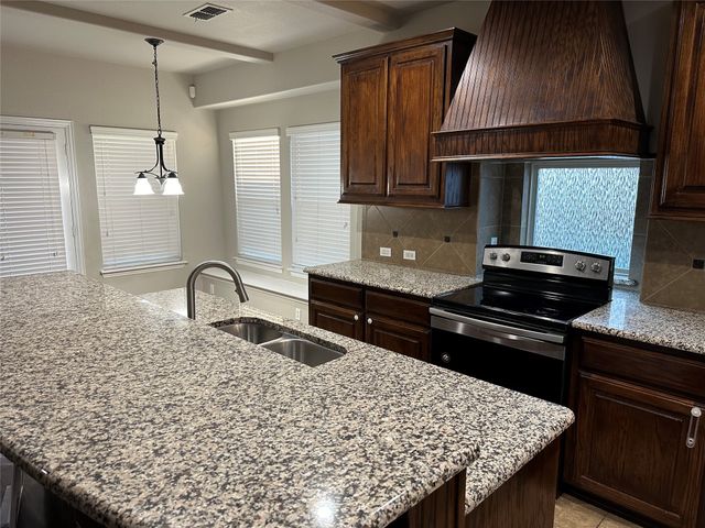 3917 Jeanette Lane, Mckinney, TX 75071