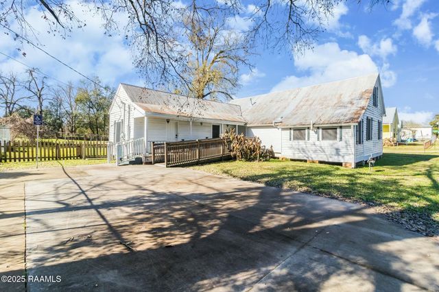 305 S Bridge Street, Washington, LA 70589
