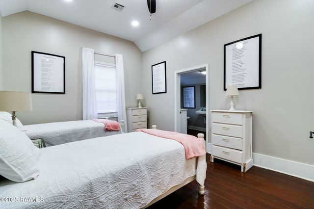305 S Bridge Street, Washington, LA 70589
