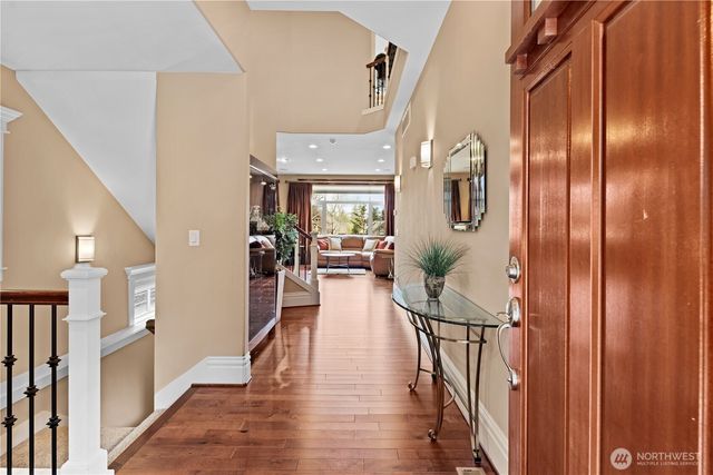 2262 NW Fall Line Lane, Issaquah, WA 98027