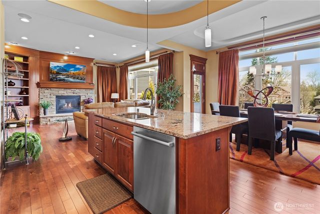 2262 NW Fall Line Lane, Issaquah, WA 98027