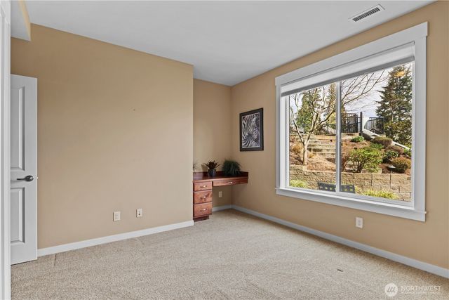 2262 NW Fall Line Lane, Issaquah, WA 98027