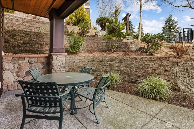 2262 NW Fall Line Lane, Issaquah, WA 98027