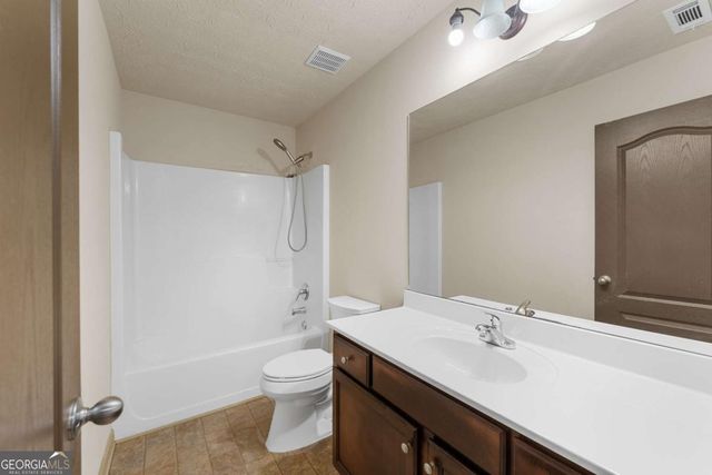 4589 Mcever View Drive, Sugar Hill, GA 30518