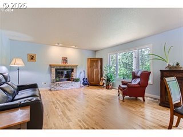 15093 Sw ASHLEY Dr, Portland, OR 97224