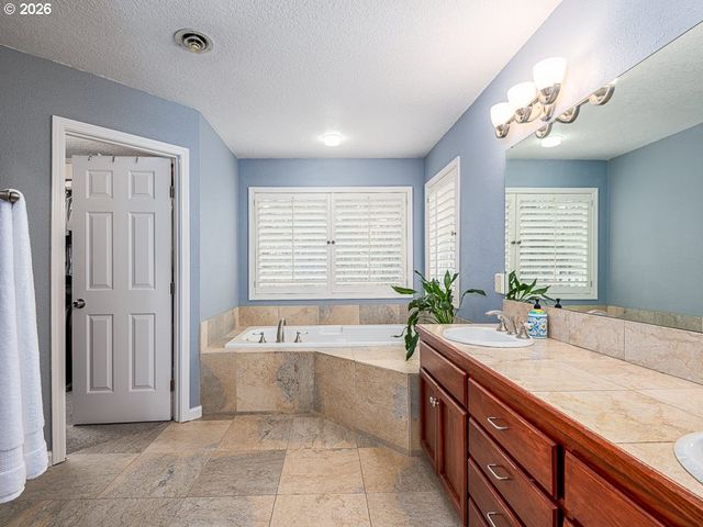 15093 Sw ASHLEY Dr, Portland, OR 97224