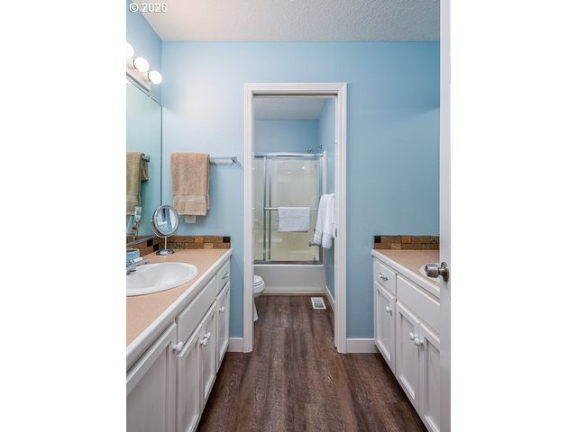 15093 Sw ASHLEY Dr, Portland, OR 97224