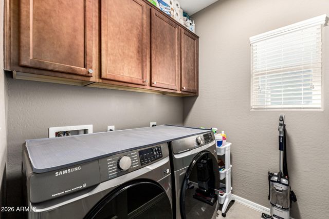 797 W BANYAN Avenue, Queen Creek, AZ 85140