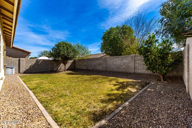 797 W BANYAN Avenue, Queen Creek, AZ 85140