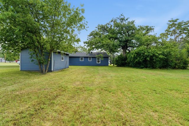 203 N Kickapoo Street, Lipan, TX 76462