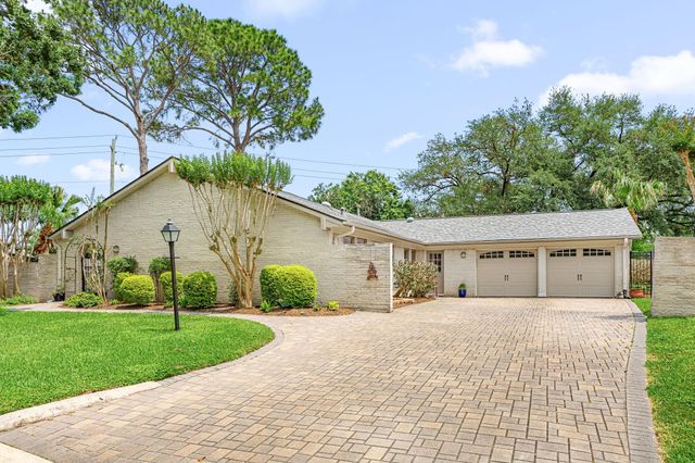 3110 Lynbrook Court, Sugar Land, TX 77478
