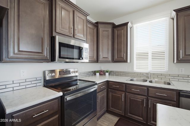 650 N Hawes Road 3313, Mesa, AZ 85207