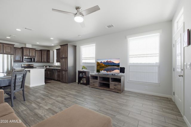 650 N Hawes Road 3313, Mesa, AZ 85207
