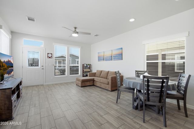 650 N Hawes Road 3313, Mesa, AZ 85207
